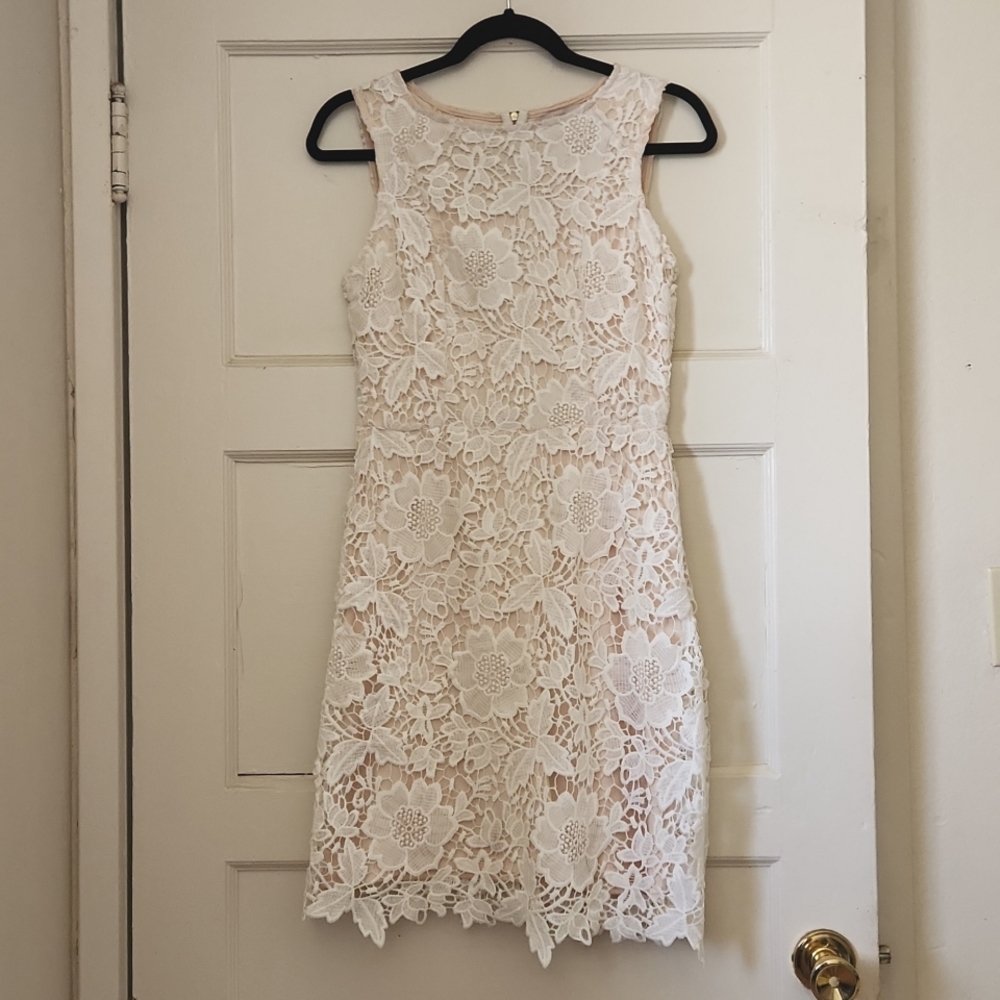 Ann Taylor LOFT Sleeveless White Lace Sheath Dress - Size 0